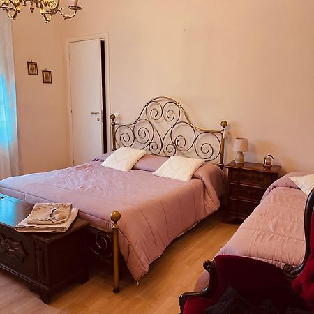 Bed&Breakfast Benedetta Cantagrillo Dış mekan fotoğraf
