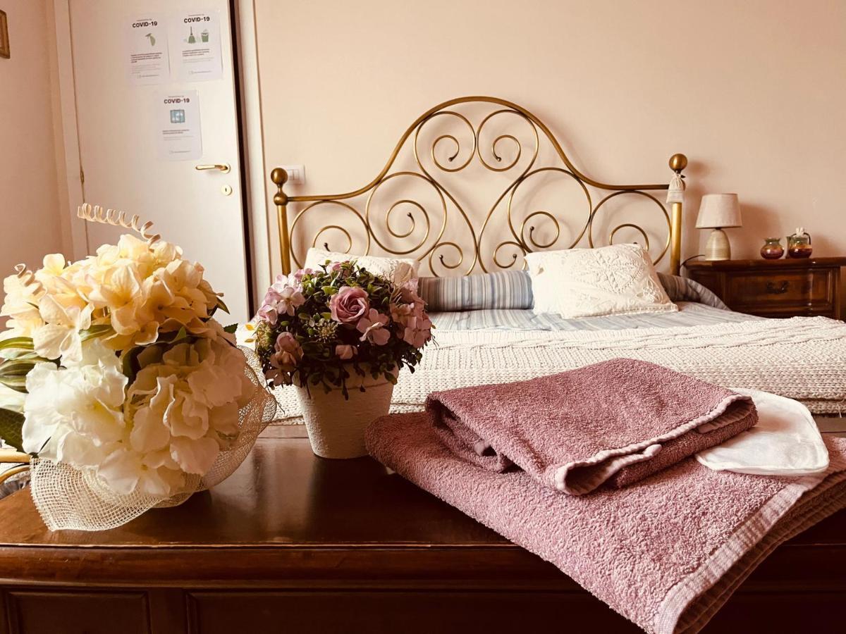 Bed&Breakfast Benedetta Cantagrillo Dış mekan fotoğraf