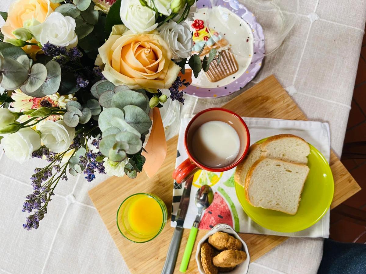 Bed&Breakfast Benedetta Cantagrillo Dış mekan fotoğraf